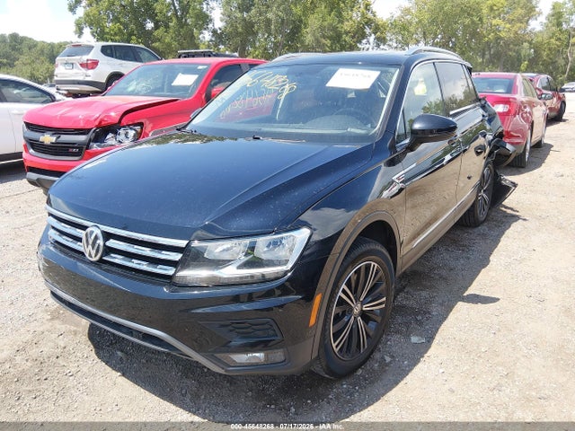 Продажа на аукционе авто 2019 Volkswagen Tiguan 2.0t Se/2.0t Sel/2.0t Sel R-line/2.0t Sel R-line Black, vin: 3VV2B7AX9KM056947, номер лота: 45648268