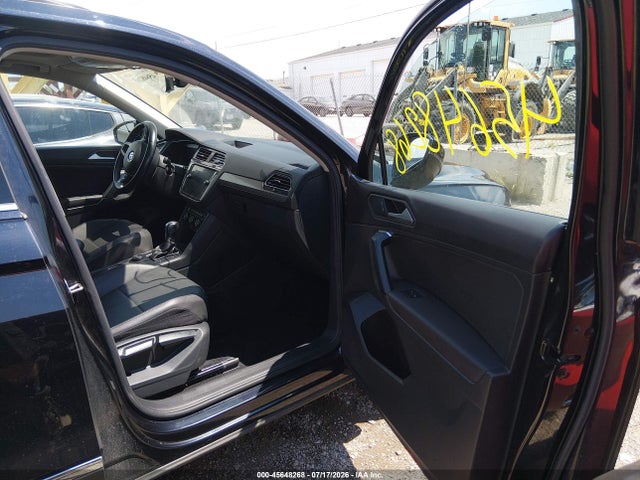Продажа на аукционе авто 2019 Volkswagen Tiguan 2.0t Se/2.0t Sel/2.0t Sel R-line/2.0t Sel R-line Black, vin: 3VV2B7AX9KM056947, номер лота: 45648268