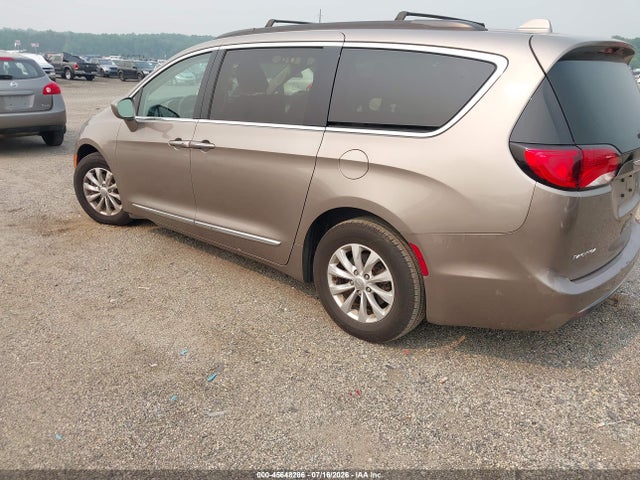 Aukcja sprzedaży 2017 Chrysler Pacifica Touring-l, vin: 2C4RC1BG7HR705331, numer aukcji: 45648286
