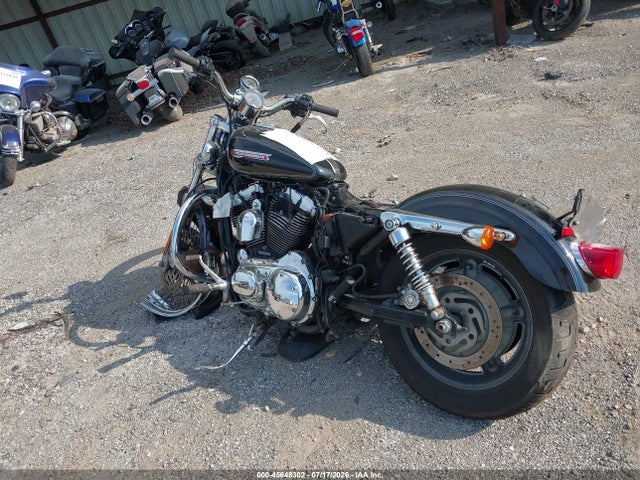 Продаж на аукціоні авто 2010 Harley-davidson Xl1200 C, vin: 1HD1CT313AC400795, номер лоту: 45648302