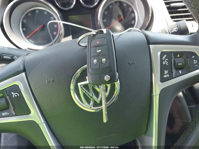 45648354 :رقم المزاد ، 2G4GR5EK1C9172328 vin ، 2012 Buick Regal مزاد بيع