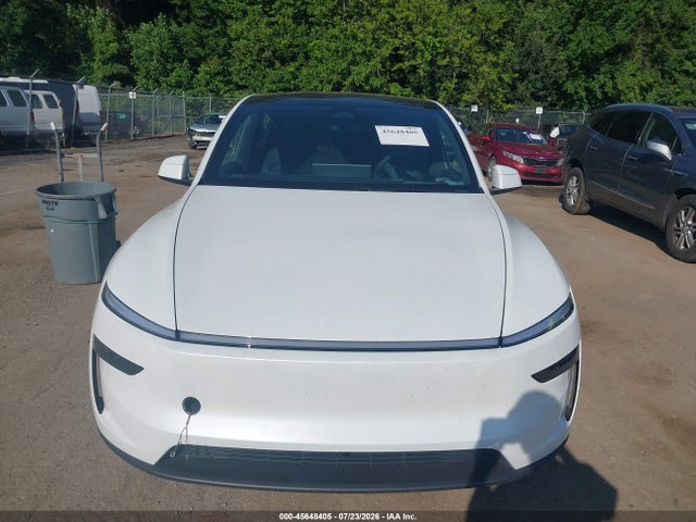 7SAYGDED5TA647663 Tesla Model Y Premium Rear-wheel Drive/rear-wheel Drive