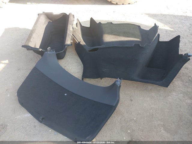 7SAYGDED5TA647663 Tesla Model Y Premium Rear-wheel Drive/rear-wheel Drive