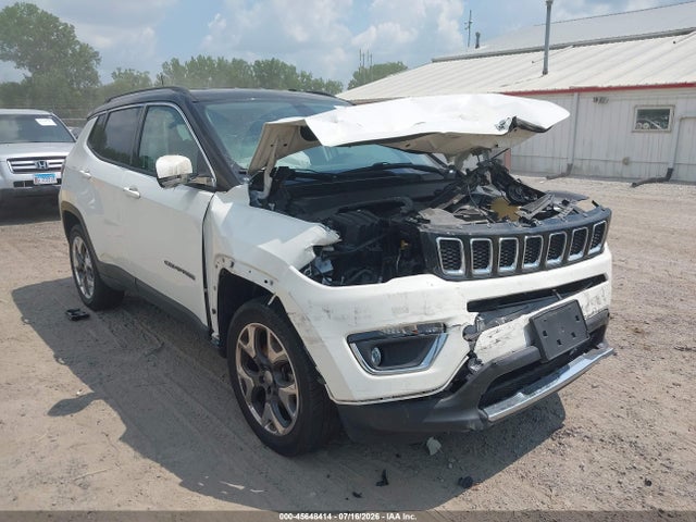 45648414 :رقم المزاد ، 3C4NJDCB3JT437275 vin ، 2018 Jeep Compass Limited 4x4 مزاد بيع