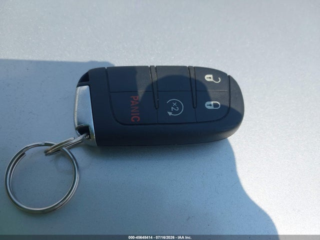 45648414 :رقم المزاد ، 3C4NJDCB3JT437275 vin ، 2018 Jeep Compass Limited 4x4 مزاد بيع