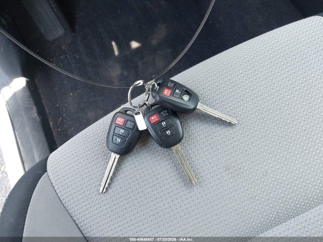 Toyota Rav4 Xle 2016 JTMRFREV1GD193129 Image 11