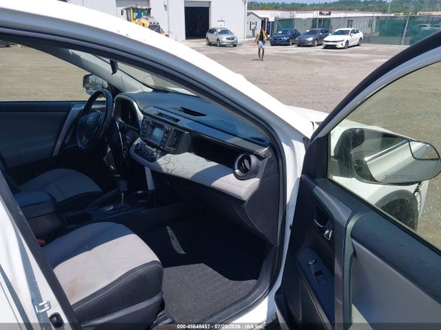 Toyota Rav4 Xle 2016 JTMRFREV1GD193129 Image 5