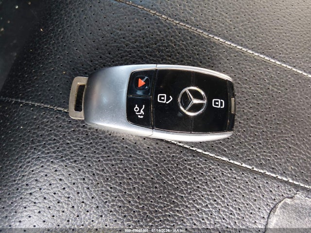 45648460 :رقم المزاد ، WDDZF4JB0HA117733 vin ، 2017 Mercedes-benz E 300 مزاد بيع