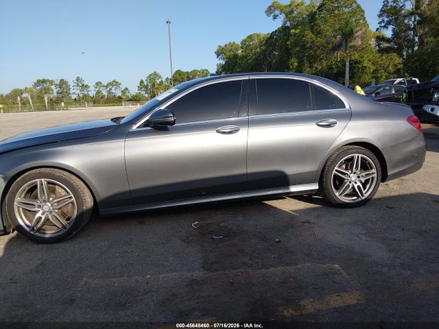 45648460 :رقم المزاد ، WDDZF4JB0HA117733 vin ، 2017 Mercedes-benz E 300 مزاد بيع