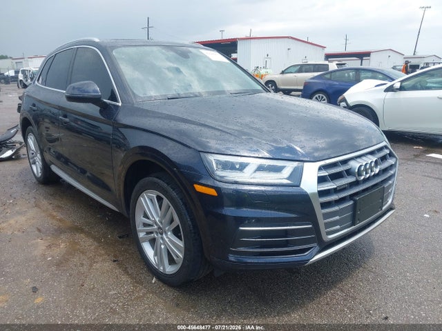 45648477 :رقم المزاد ، WA1BNAFY7J2211421 vin ، 2018 Audi Q5 2.0t Premium/2.0t Tech Premium مزاد بيع
