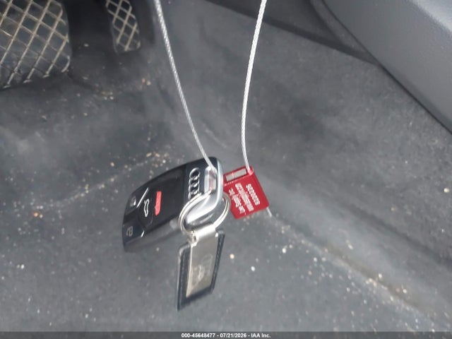 45648477 :رقم المزاد ، WA1BNAFY7J2211421 vin ، 2018 Audi Q5 2.0t Premium/2.0t Tech Premium مزاد بيع