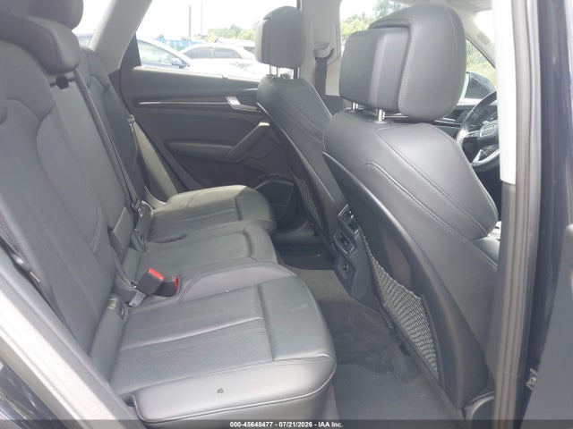 45648477 :رقم المزاد ، WA1BNAFY7J2211421 vin ، 2018 Audi Q5 2.0t Premium/2.0t Tech Premium مزاد بيع