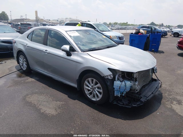45648482 :رقم المزاد ، 4T1C11AK3PU145922 vin ، 2023 Toyota Camry Le مزاد بيع