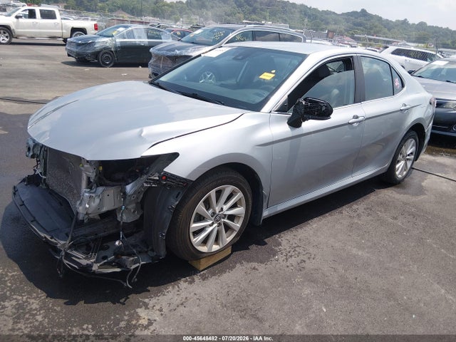 45648482 :رقم المزاد ، 4T1C11AK3PU145922 vin ، 2023 Toyota Camry Le مزاد بيع