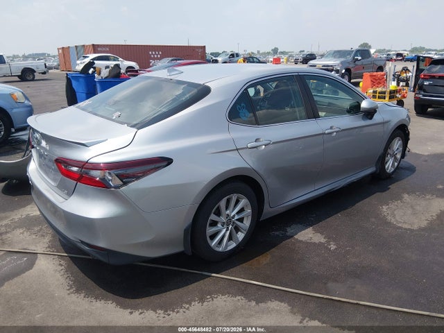 45648482 :رقم المزاد ، 4T1C11AK3PU145922 vin ، 2023 Toyota Camry Le مزاد بيع