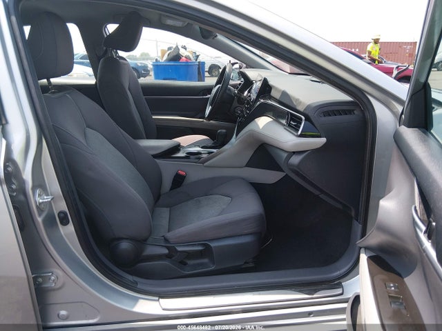 45648482 :رقم المزاد ، 4T1C11AK3PU145922 vin ، 2023 Toyota Camry Le مزاد بيع