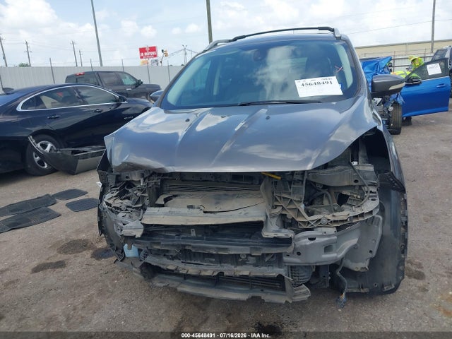 2014 Ford Escape Titanium მანქანა იყიდება აუქციონზე, vin: 1FMCU0J9XEUA61737, აუქციონის ნომერი: 45648491