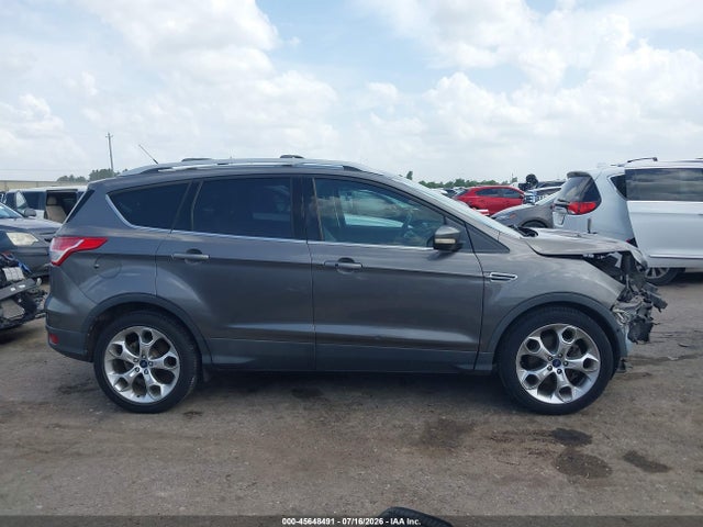 2014 Ford Escape Titanium მანქანა იყიდება აუქციონზე, vin: 1FMCU0J9XEUA61737, აუქციონის ნომერი: 45648491