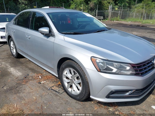 Продаж на аукціоні авто 2017 Volkswagen Passat 1.8t S, vin: 1VWAT7A38HC069409, номер лоту: 45648492