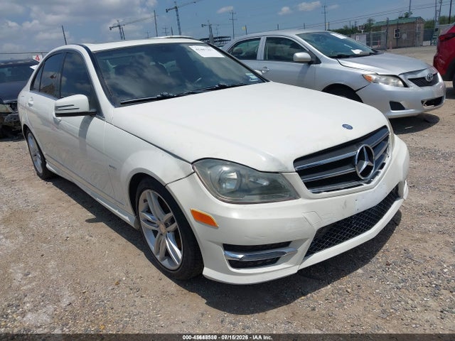 45648530 :رقم المزاد ، WDDGF4HB4CR235078 vin ، 2012 Mercedes-benz C 250 Luxury/sport مزاد بيع