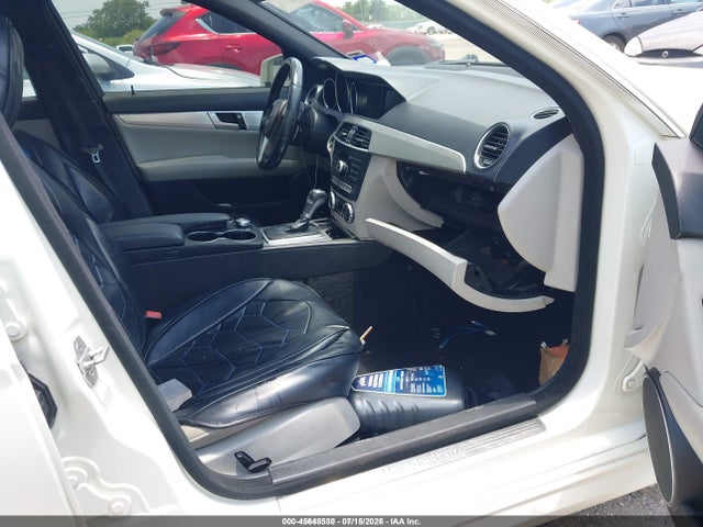 45648530 :رقم المزاد ، WDDGF4HB4CR235078 vin ، 2012 Mercedes-benz C 250 Luxury/sport مزاد بيع