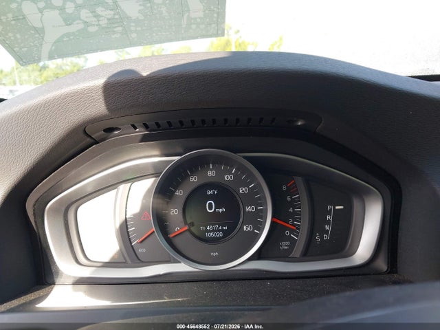 45648552 :رقم المزاد ، YV140MTL7H2420816 vin ، 2017 Volvo S60 T5 Dynamic مزاد بيع
