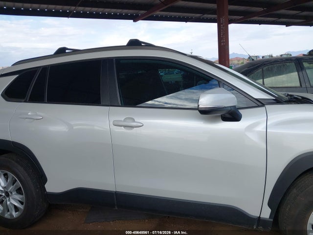 Toyota Corolla Cross Le 2023 7MUBAAAG5PV062224 Image 13