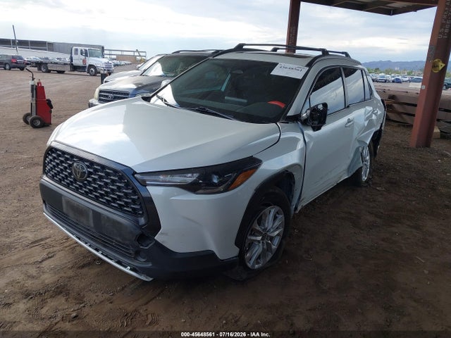 Toyota Corolla Cross Le 2023 7MUBAAAG5PV062224 Image 2