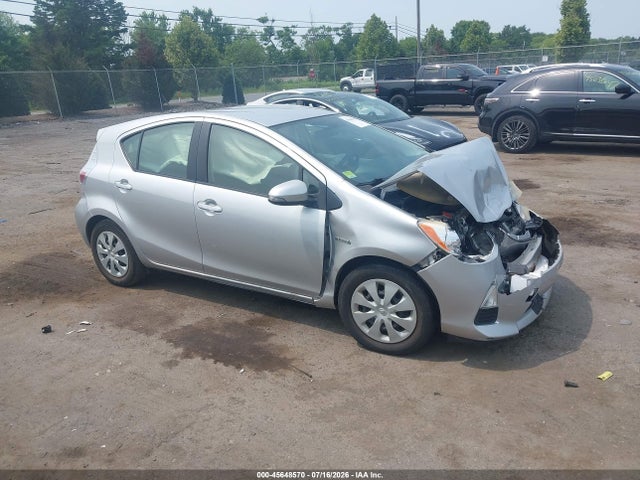 2013 Toyota Prius C Two მანქანა იყიდება აუქციონზე, vin: JTDKDTB3XD1046831, აუქციონის ნომერი: 45648570