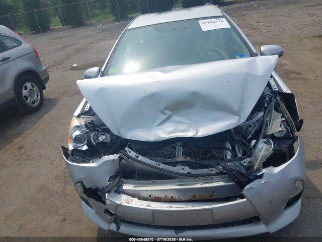 2013 Toyota Prius C Two მანქანა იყიდება აუქციონზე, vin: JTDKDTB3XD1046831, აუქციონის ნომერი: 45648570