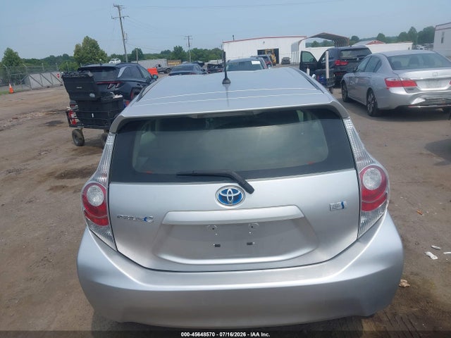 2013 Toyota Prius C Two მანქანა იყიდება აუქციონზე, vin: JTDKDTB3XD1046831, აუქციონის ნომერი: 45648570