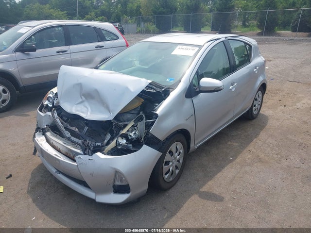 2013 Toyota Prius C Two მანქანა იყიდება აუქციონზე, vin: JTDKDTB3XD1046831, აუქციონის ნომერი: 45648570