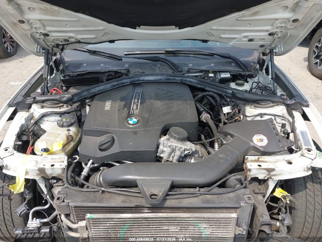 2013 Bmw 335i Xdrive მანქანა იყიდება აუქციონზე, vin: WBA3B9G52DNR90085, აუქციონის ნომერი: 45648628