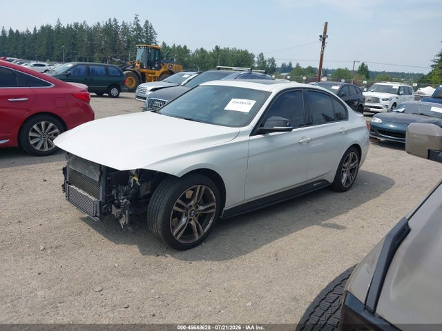 2013 Bmw 335i Xdrive მანქანა იყიდება აუქციონზე, vin: WBA3B9G52DNR90085, აუქციონის ნომერი: 45648628