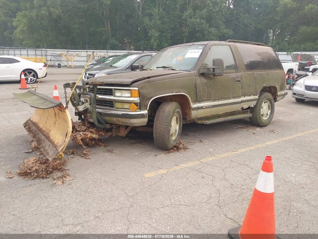 45648638 :رقم المزاد ، 3GNEK18RXTG163206 vin ، 1996 Chevrolet Tahoe K1500 مزاد بيع