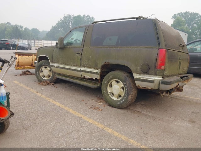 45648638 :رقم المزاد ، 3GNEK18RXTG163206 vin ، 1996 Chevrolet Tahoe K1500 مزاد بيع