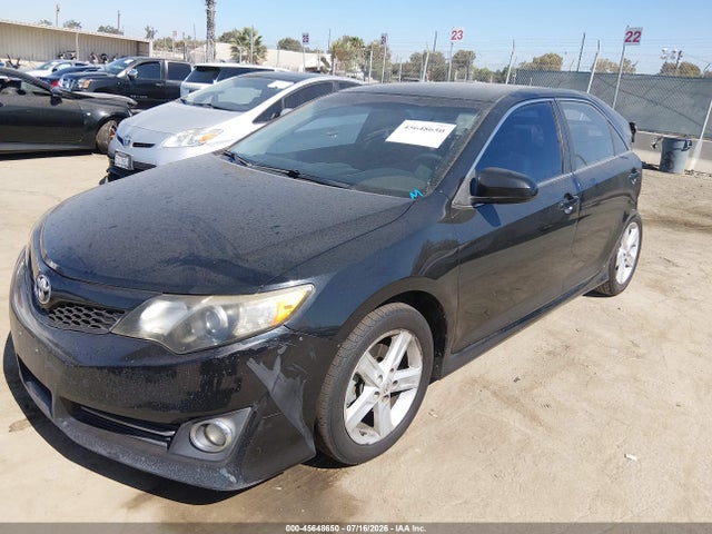 Toyota CAMRY SE 2014 4T1BF1FK2EU430145 Image 2