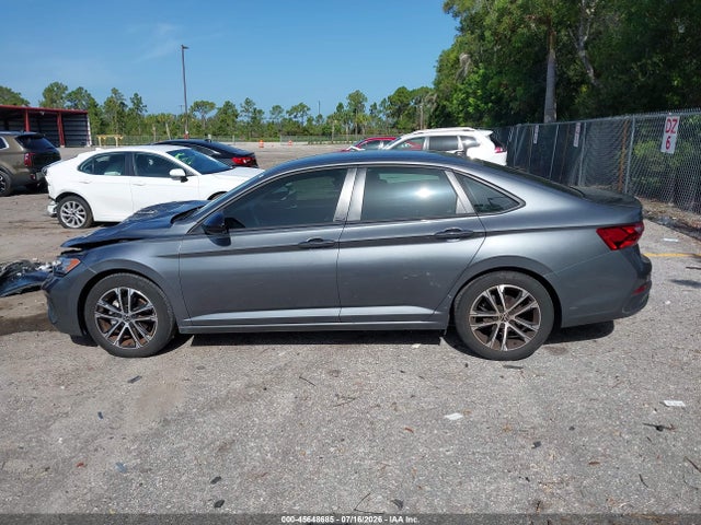 Aukcja sprzedaży 2024 Volkswagen Jetta 1.5t Sport, vin: 3VWBM7BU2RM051285, numer aukcji: 45648685