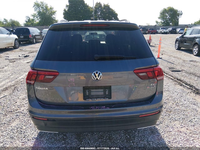 2018 Volkswagen Tiguan 2.0t S მანქანა იყიდება აუქციონზე, vin: 3VV0B7AX9JM111869, აუქციონის ნომერი: 45648693