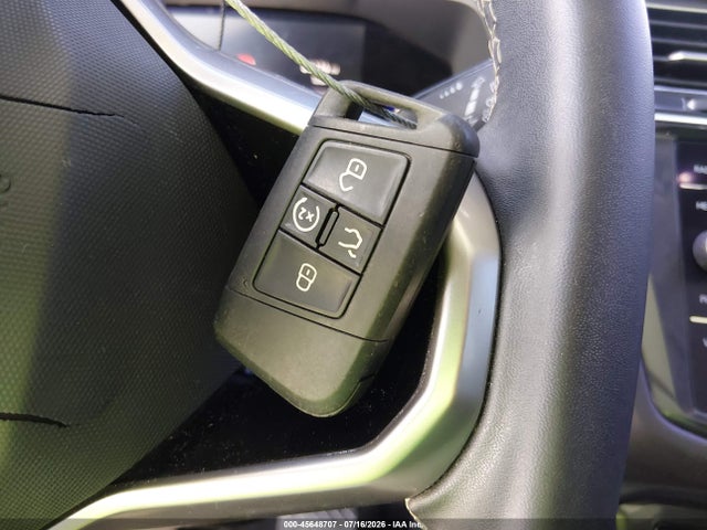 3VV2B7AX1NM015118 Volkswagen Tiguan 2.0t Se