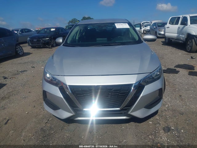 45648728 :رقم المزاد ، 3N1AB8CV5MY205400 vin ، 2021 Nissan Sentra Sv Xtronic Cvt مزاد بيع