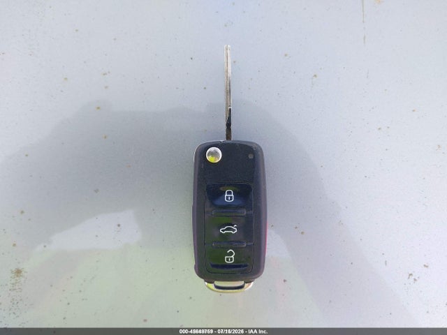 1VWBV7A32FC051192 Volkswagen Passat 2.0l Tdi Se