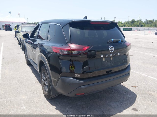 5N1AT3AA2MC796898 Nissan Rogue S Fwd