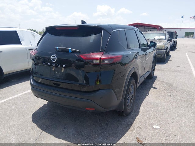 5N1AT3AA2MC796898 Nissan Rogue S Fwd