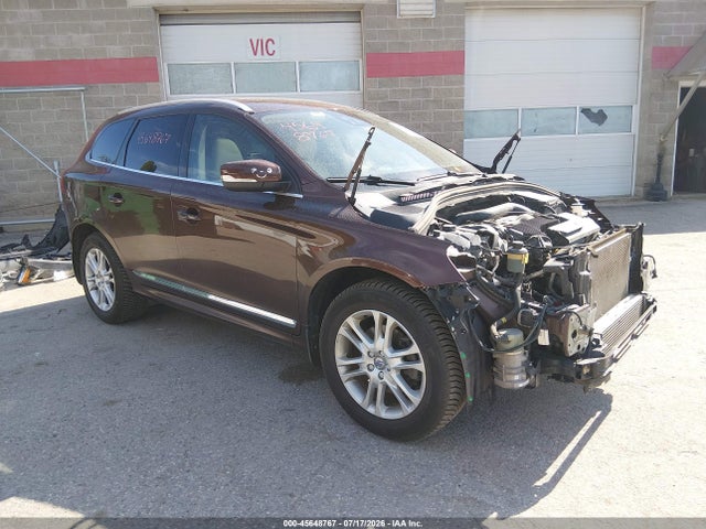 45648767 :رقم المزاد ، YV4612RM6G2865415 vin ، 2016 Volvo Xc60 T5 Platinum مزاد بيع