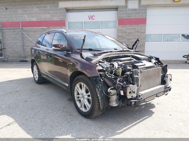 2016 Volvo Xc60 T5 Platinum მანქანა იყიდება აუქციონზე, vin: YV4612RM6G2865415, აუქციონის ნომერი: 45648767