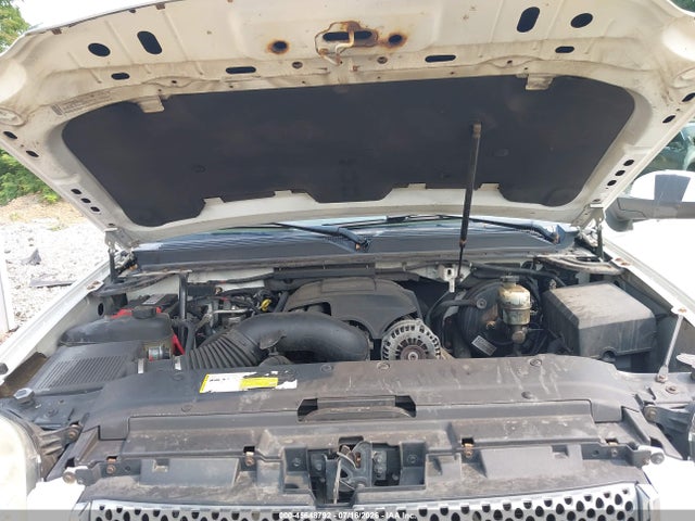 45648792 :رقم المزاد ، 1GKFK66807J155273 vin ، 2007 Gmc Yukon Xl Denali Denali مزاد بيع