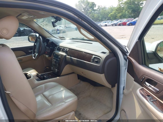 45648792 :رقم المزاد ، 1GKFK66807J155273 vin ، 2007 Gmc Yukon Xl Denali Denali مزاد بيع