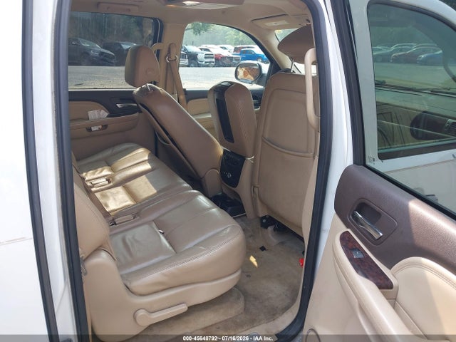 45648792 :رقم المزاد ، 1GKFK66807J155273 vin ، 2007 Gmc Yukon Xl Denali Denali مزاد بيع