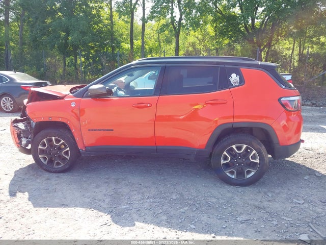 45648851 :رقم المزاد ، 3C4NJDDB0JT255614 vin ، 2018 Jeep Compass Trailhawk 4x4 مزاد بيع